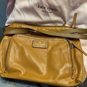 Kate Spade Leather crossbody